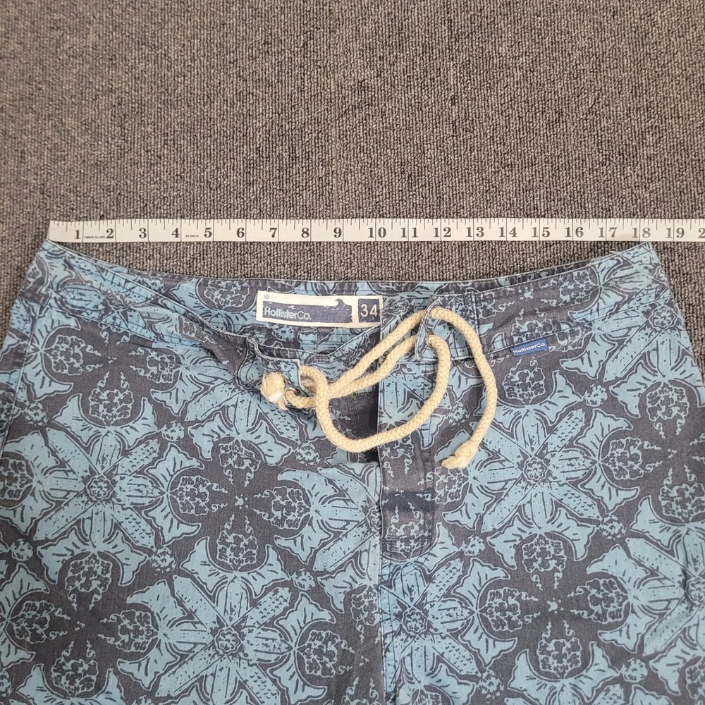 Hollister 34 Board Shorts Mens Blue Floral Mandala Print Surf Swim Trunks - Picture 3 of 7